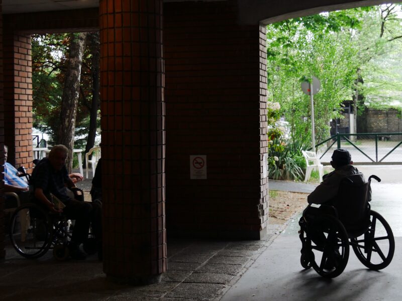 Le centre Szabolcs, remède à la précarité pour les personnes âgées sans-abri